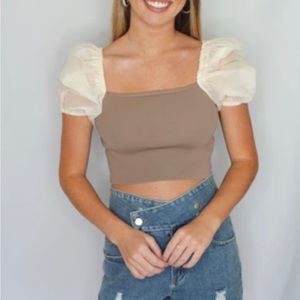 Puff sleeve mocha & cream crop top